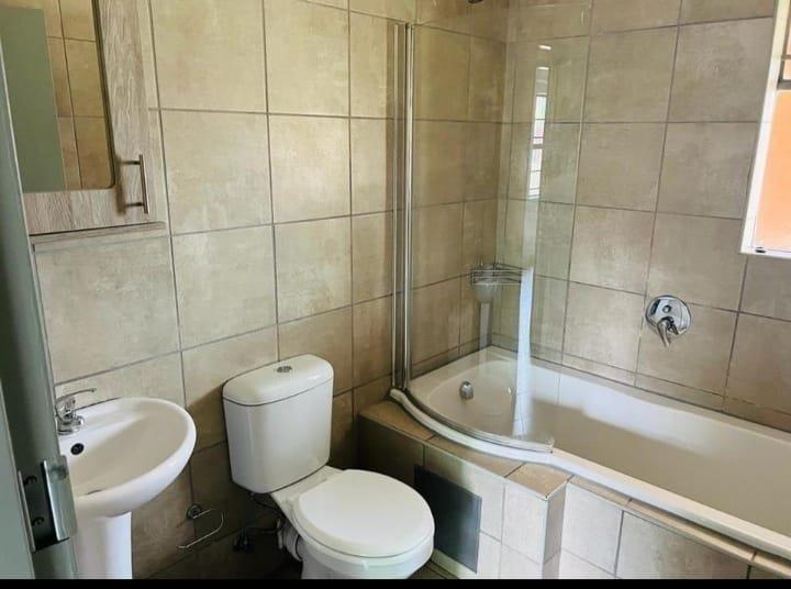 2 Bedroom Property for Sale in Montana Tuine Gauteng