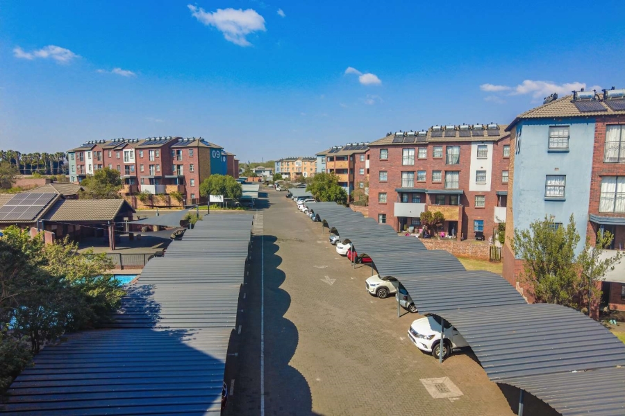 2 Bedroom Property for Sale in Montana Tuine Gauteng