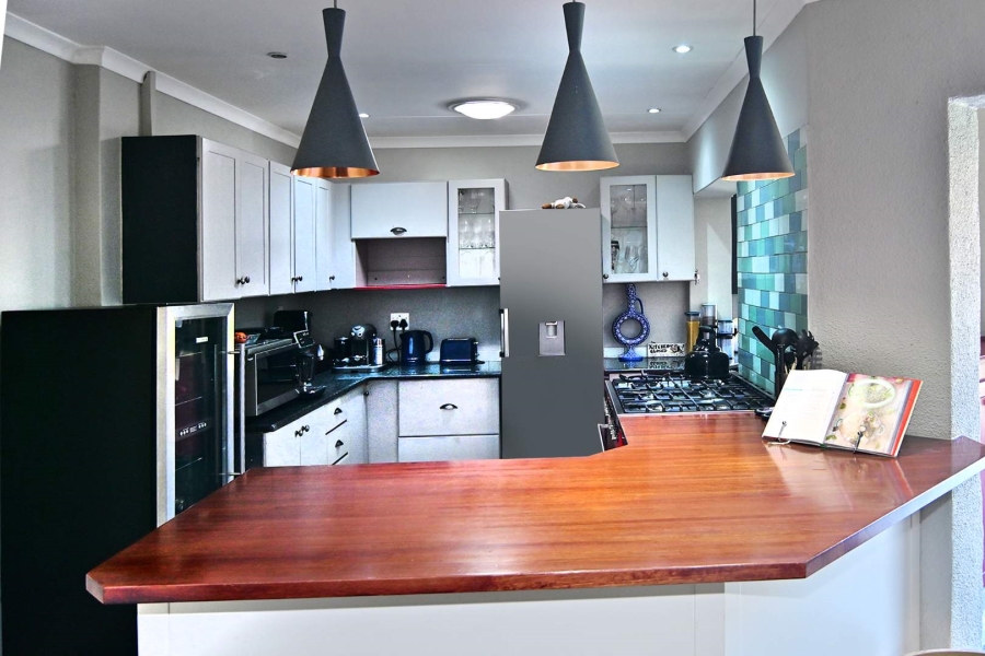 3 Bedroom Property for Sale in Fourways Gauteng
