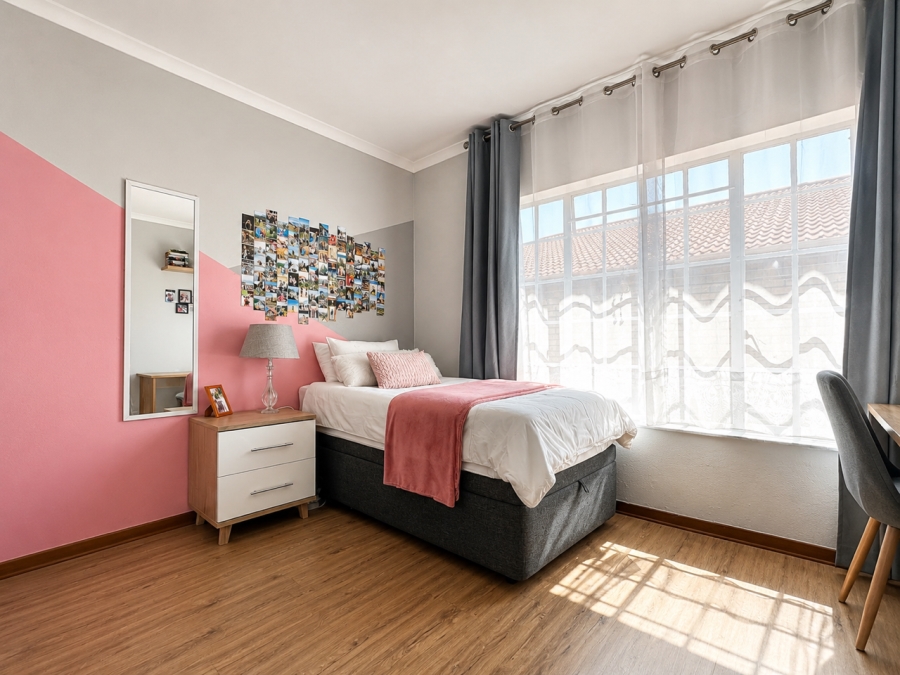 3 Bedroom Property for Sale in New Redruth Gauteng
