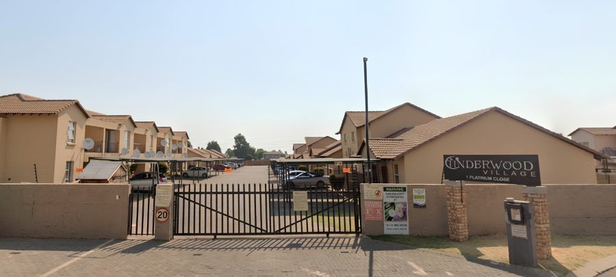 2 Bedroom Property for Sale in Albertsdal Gauteng