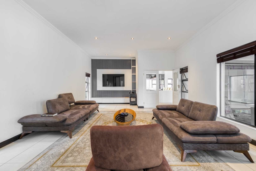 4 Bedroom Property for Sale in Dainfern Valley Gauteng