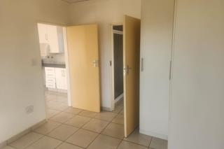 6 Bedroom Property for Sale in Bardene Gauteng