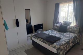6 Bedroom Property for Sale in Bardene Gauteng
