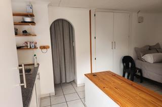 6 Bedroom Property for Sale in Bardene Gauteng