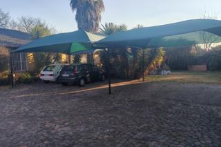 6 Bedroom Property for Sale in Bardene Gauteng
