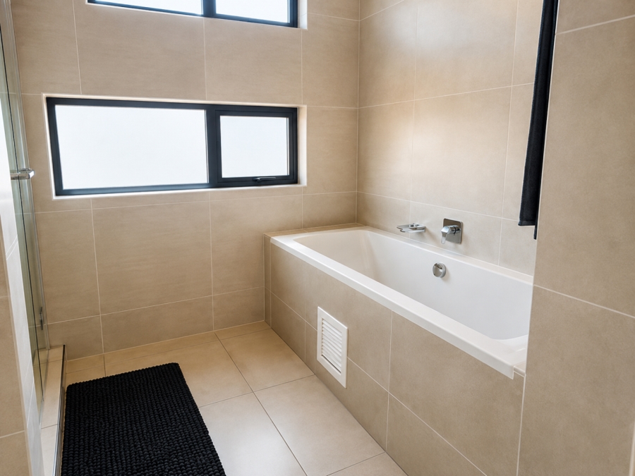 3 Bedroom Property for Sale in Greenstone Hill Gauteng