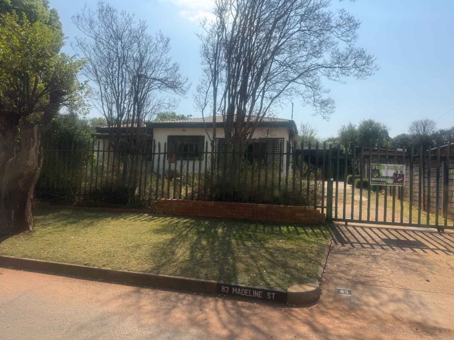 3 Bedroom Property for Sale in Florida Gauteng