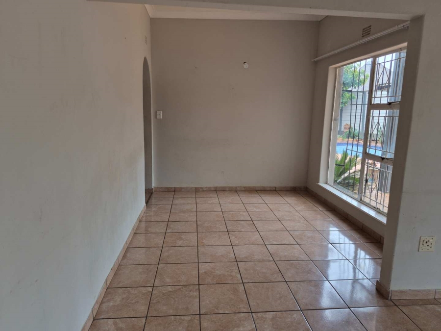 4 Bedroom Property for Sale in Birchleigh Gauteng