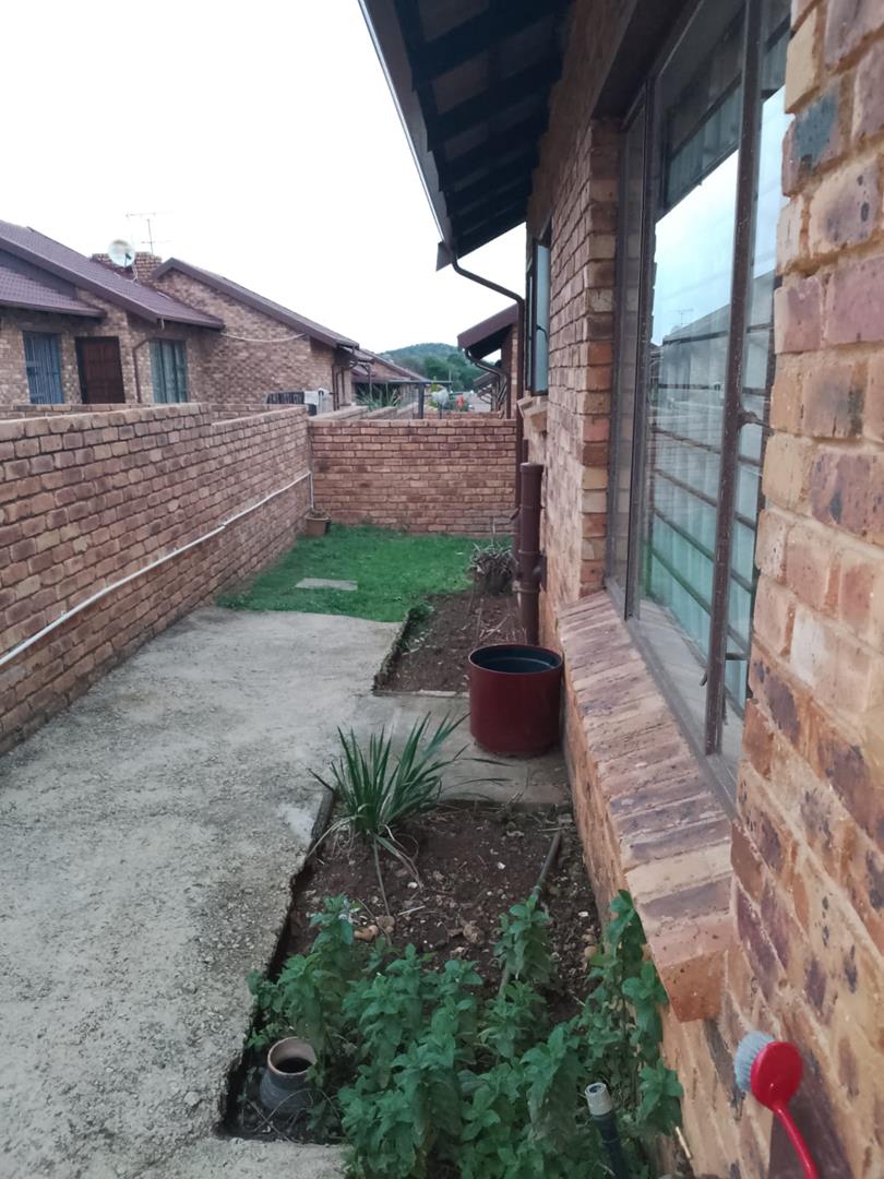3 Bedroom Property for Sale in Meredale Gauteng