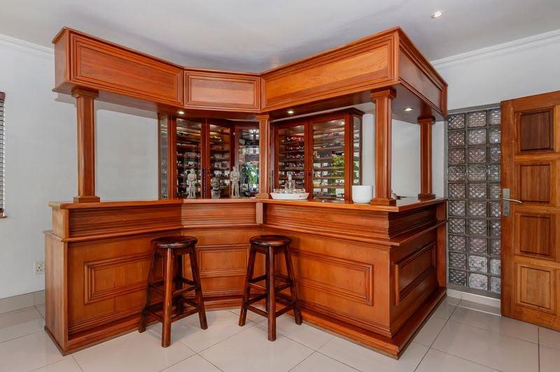 4 Bedroom Property for Sale in Oakdene Gauteng
