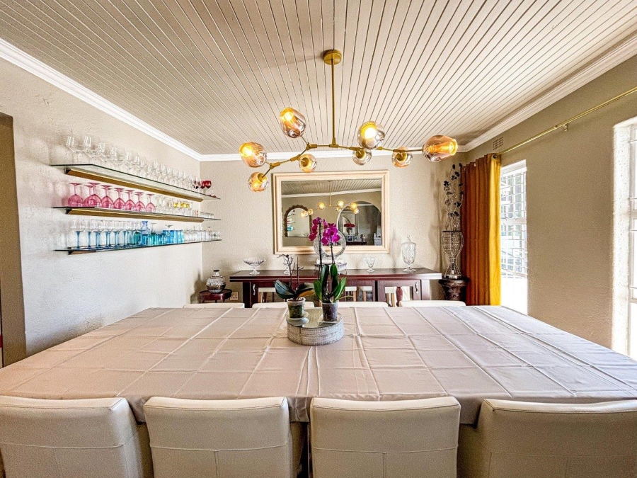 7 Bedroom Property for Sale in Glenvista Gauteng