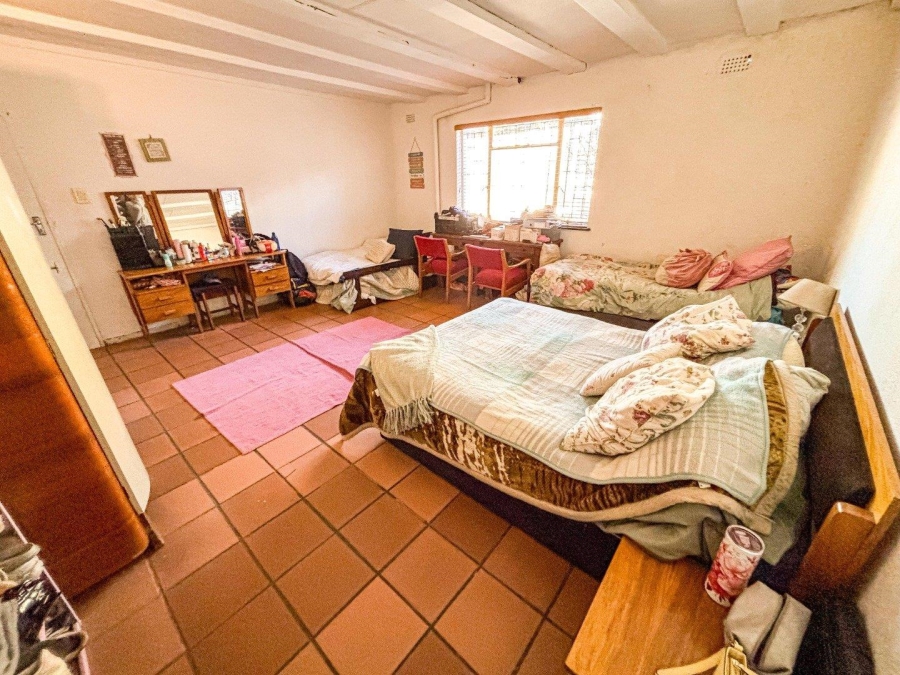 7 Bedroom Property for Sale in Glenvista Gauteng