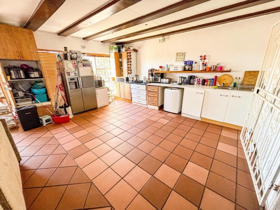 7 Bedroom Property for Sale in Glenvista Gauteng