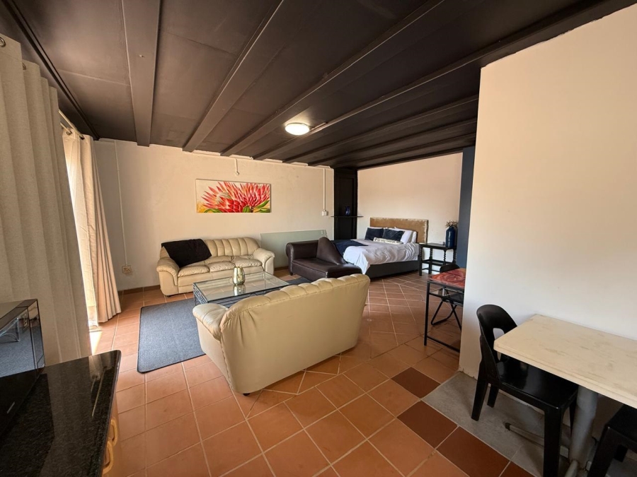 7 Bedroom Property for Sale in Glenvista Gauteng