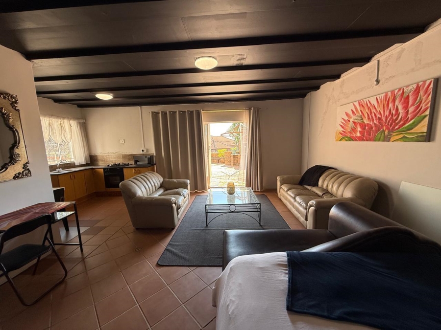 7 Bedroom Property for Sale in Glenvista Gauteng
