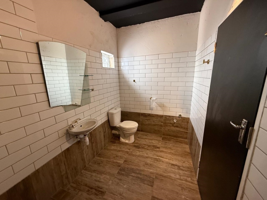 7 Bedroom Property for Sale in Glenvista Gauteng