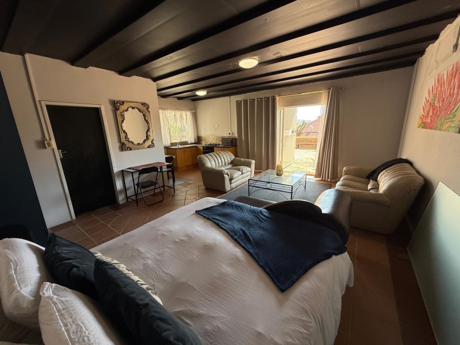 7 Bedroom Property for Sale in Glenvista Gauteng