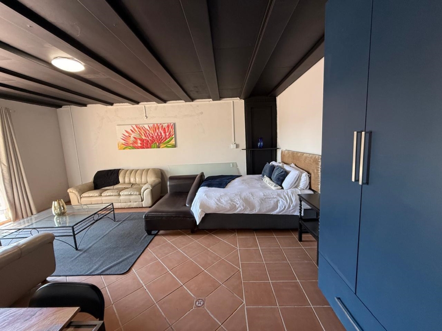 7 Bedroom Property for Sale in Glenvista Gauteng