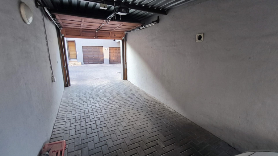 3 Bedroom Property for Sale in Meyersdal Gauteng