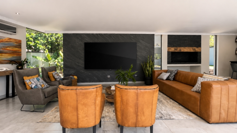 5 Bedroom Property for Sale in Midstream Estate Gauteng