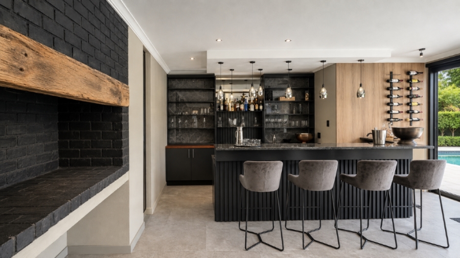 5 Bedroom Property for Sale in Midstream Estate Gauteng
