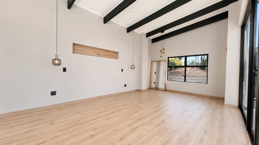 5 Bedroom Property for Sale in Midstream Estate Gauteng
