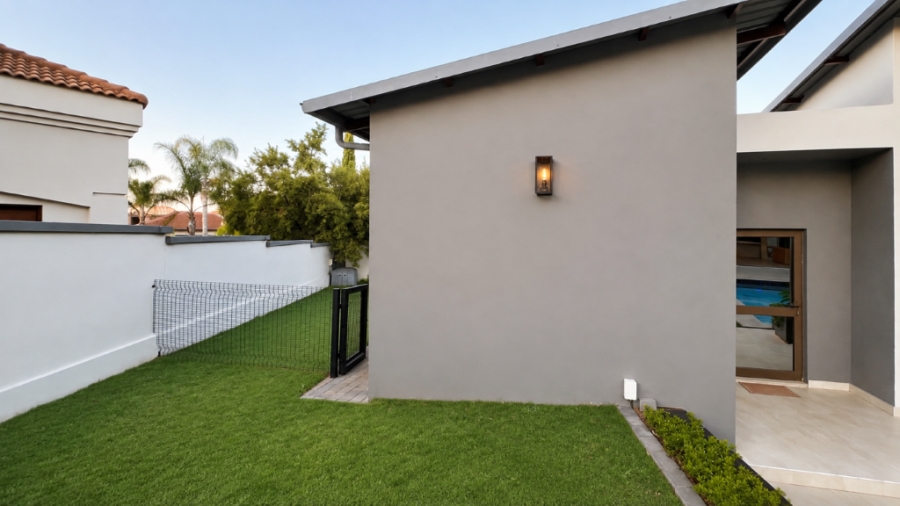 5 Bedroom Property for Sale in Midstream Estate Gauteng
