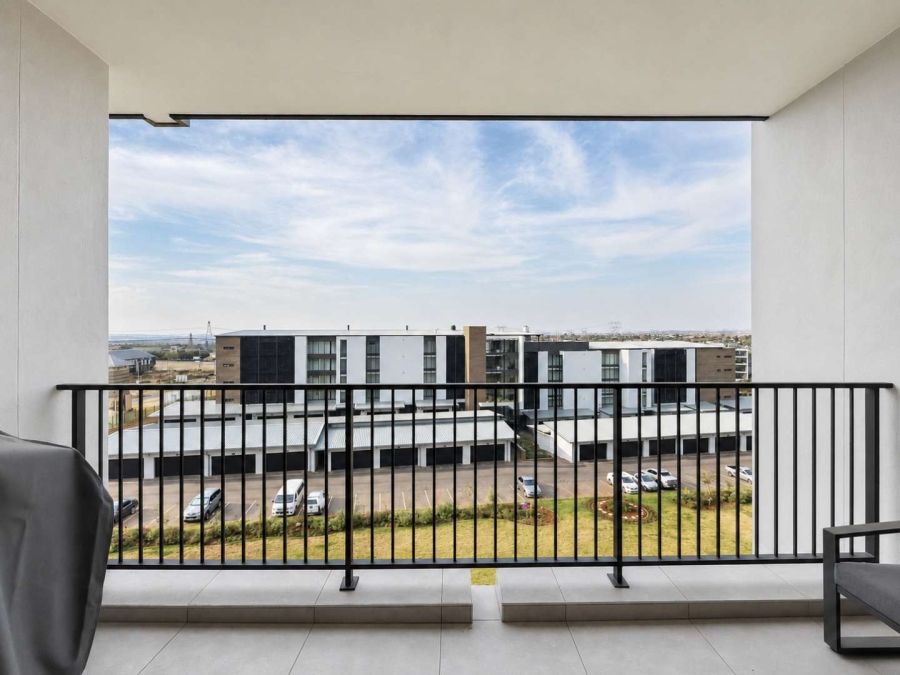 To Let 2 Bedroom Property for Rent in Midstream Estate Gauteng