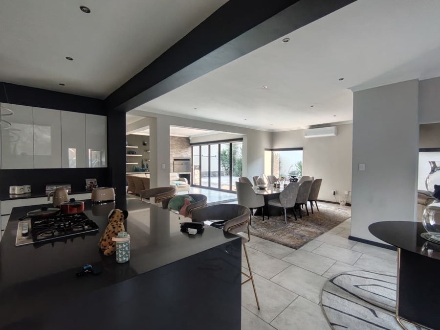 4 Bedroom Property for Sale in Bryanston East Gauteng