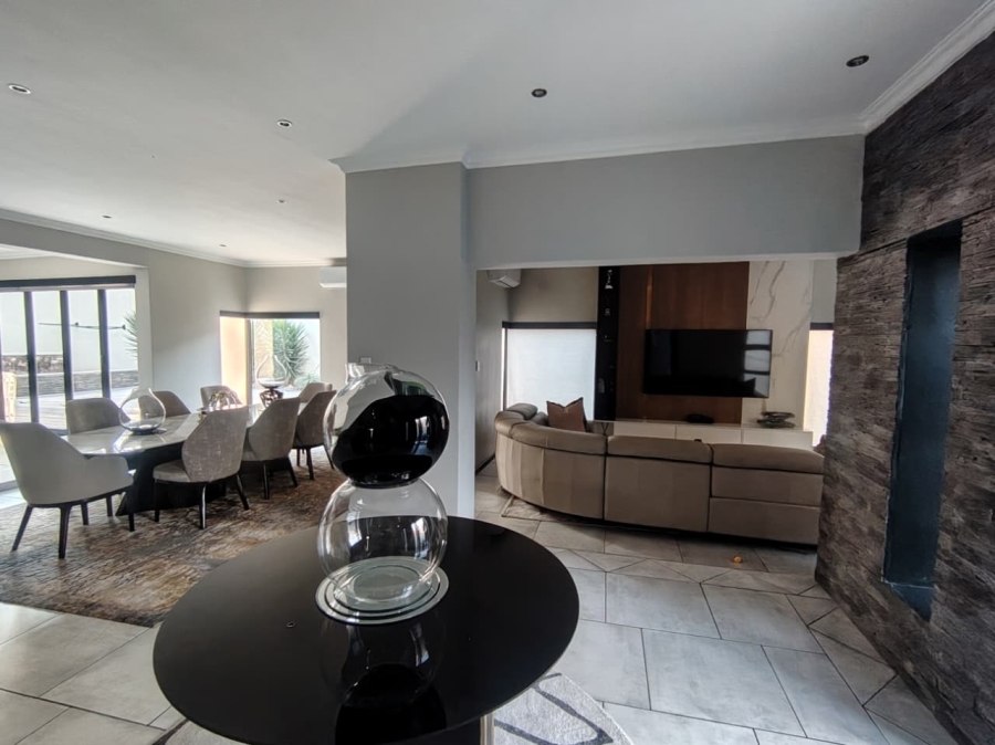 4 Bedroom Property for Sale in Bryanston East Gauteng