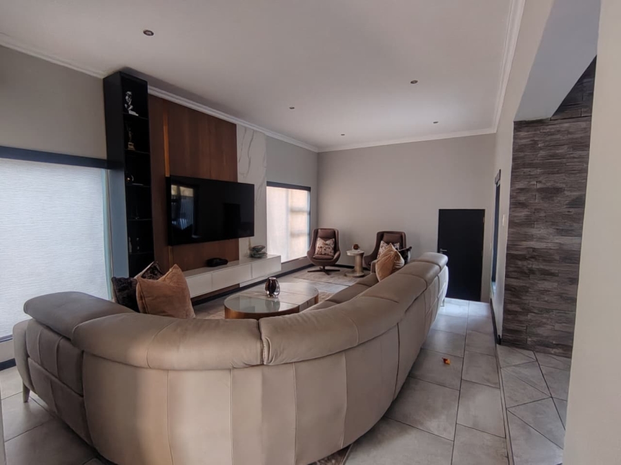 4 Bedroom Property for Sale in Bryanston East Gauteng