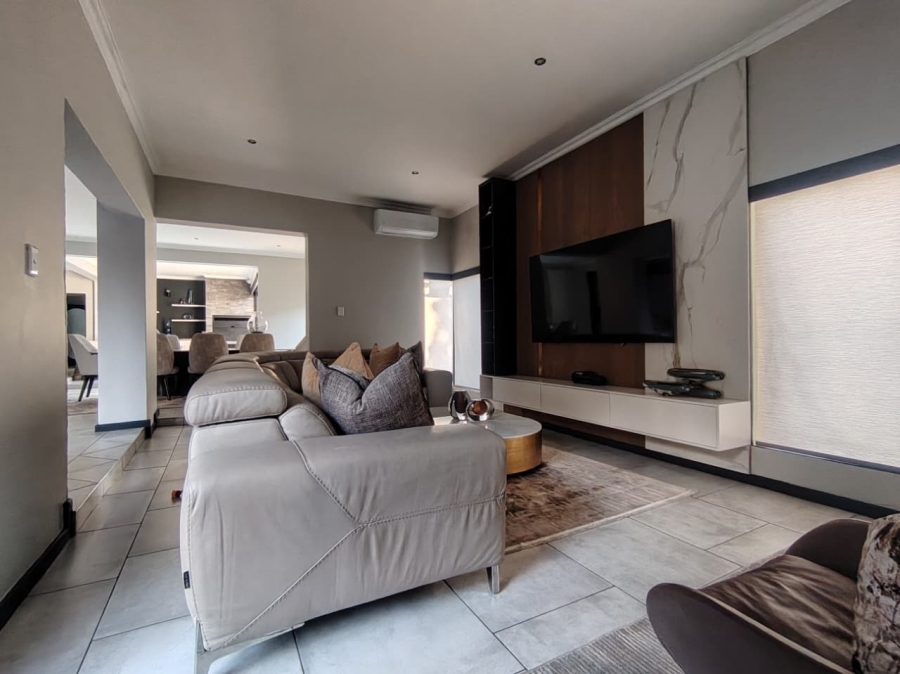 4 Bedroom Property for Sale in Bryanston East Gauteng