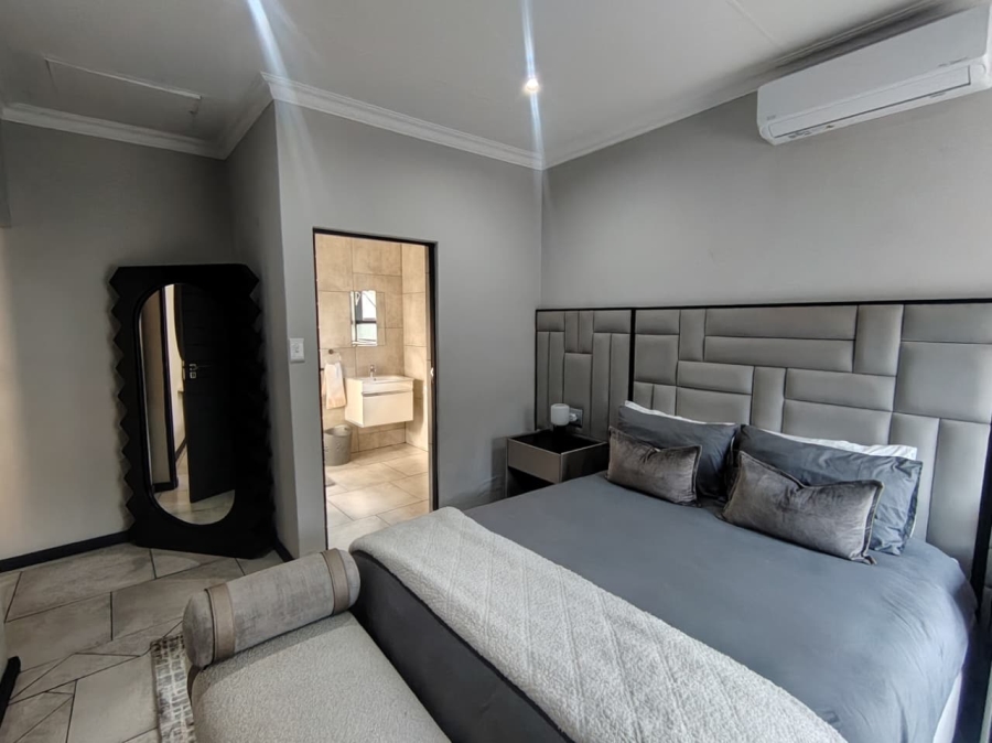 4 Bedroom Property for Sale in Bryanston East Gauteng