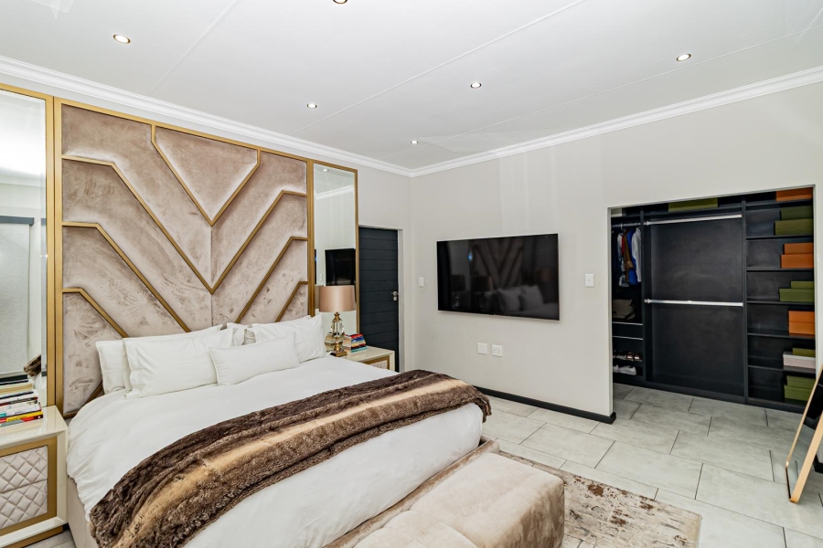 4 Bedroom Property for Sale in Bryanston East Gauteng
