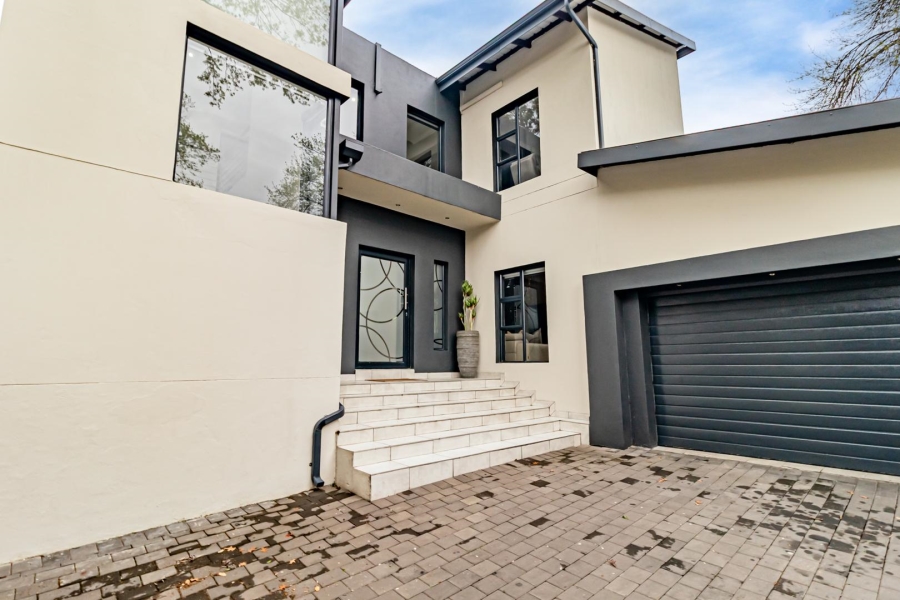 4 Bedroom Property for Sale in Bryanston East Gauteng
