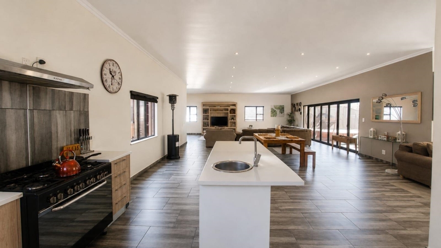 4 Bedroom Property for Sale in Florentia Gauteng