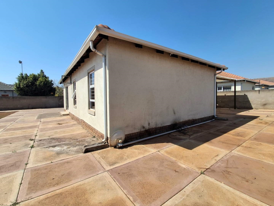 To Let 3 Bedroom Property for Rent in Kirkney Gauteng