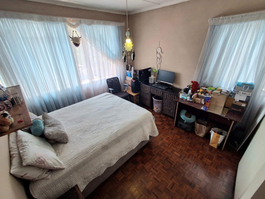 5 Bedroom Property for Sale in Pretoria Gardens Gauteng