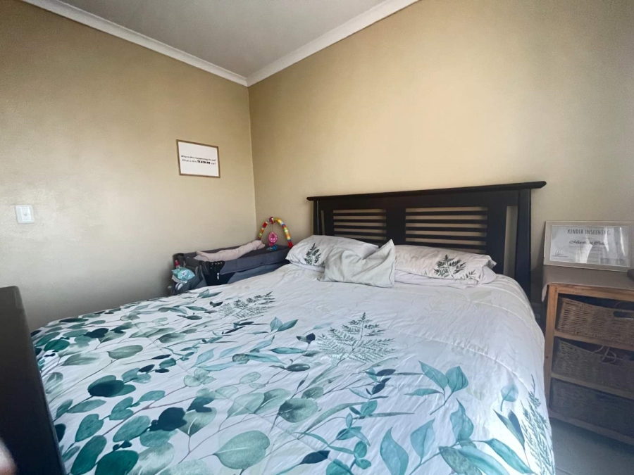 2 Bedroom Property for Sale in Honeypark Gauteng
