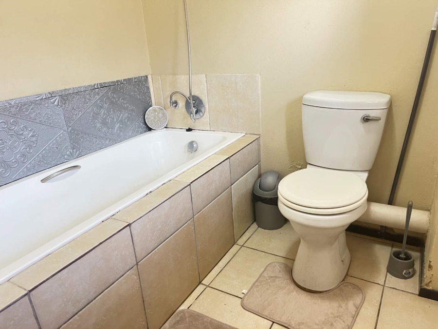 2 Bedroom Property for Sale in Honeypark Gauteng