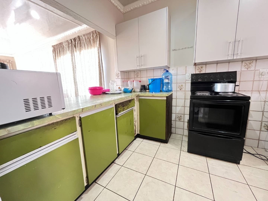 To Let 2 Bedroom Property for Rent in Krugersdorp Gauteng