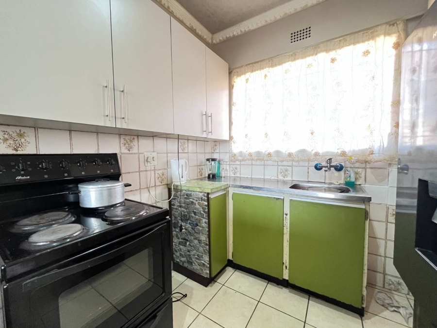 To Let 2 Bedroom Property for Rent in Krugersdorp Gauteng