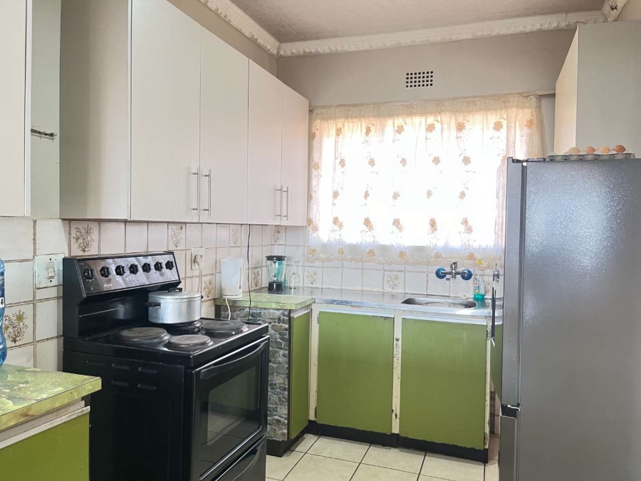 To Let 2 Bedroom Property for Rent in Krugersdorp Gauteng