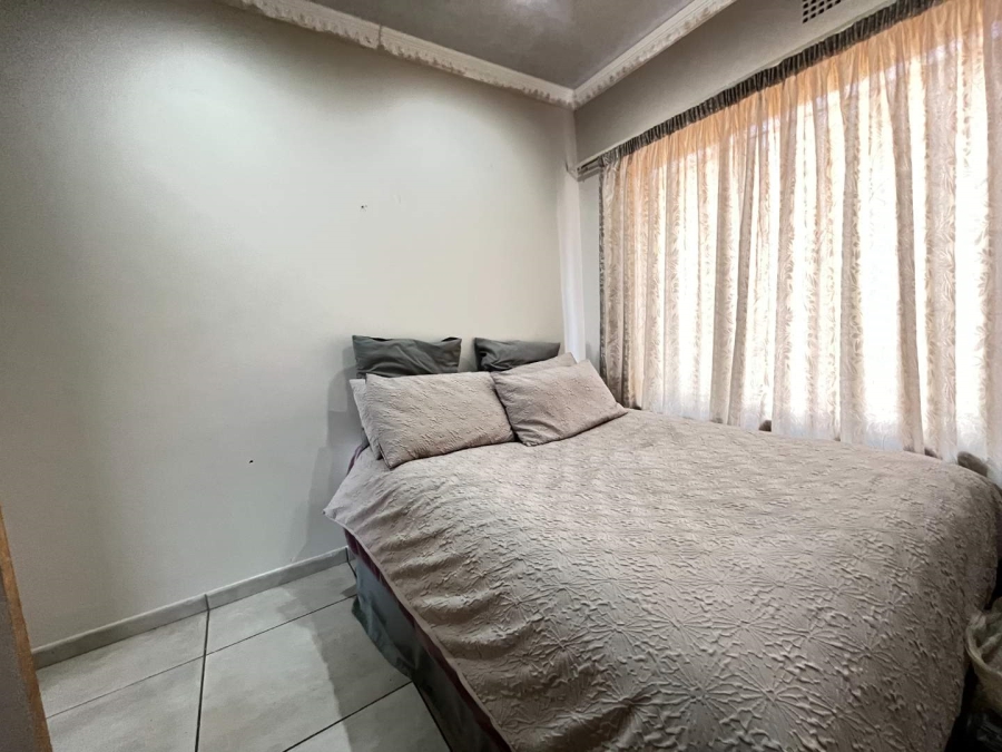 To Let 2 Bedroom Property for Rent in Krugersdorp Gauteng