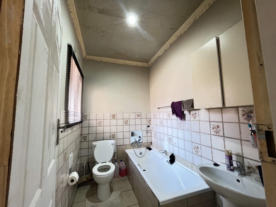 To Let 2 Bedroom Property for Rent in Krugersdorp Gauteng