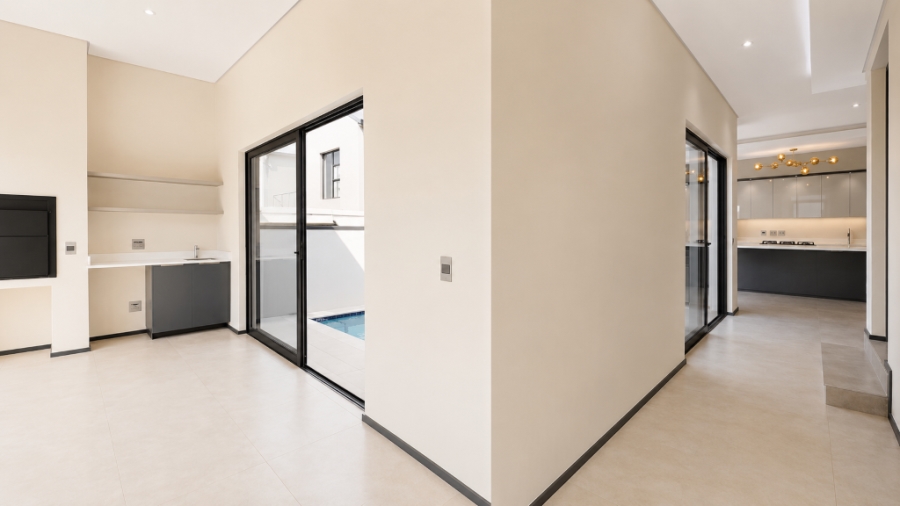 4 Bedroom Property for Sale in Fountainbrook Estate Gauteng