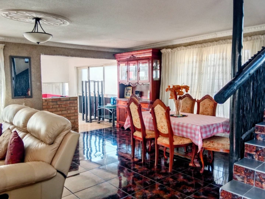 To Let 3 Bedroom Property for Rent in Lyndhurst Gauteng