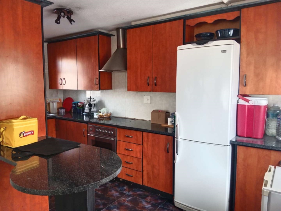 To Let 3 Bedroom Property for Rent in Lyndhurst Gauteng
