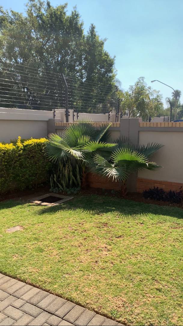 To Let 3 Bedroom Property for Rent in Montana Gauteng